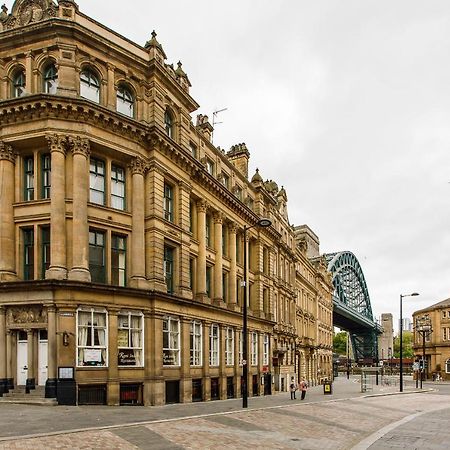 Stylish Apartment In The Heart Of Newcastle Centre Exterior photo